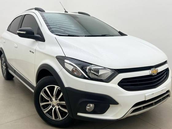 CHEVROLET ONIX 1.4 MPFI ACTIV 8V FLEX 4P MANUAL CHEVROLET ONIX 1.4 MPFI ACTIV 8V FLEX 4P MANUAL